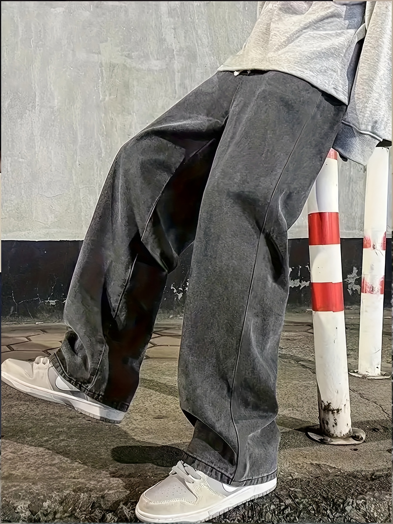 loose fit jeans mens casual street style denim pants with pockets details 71